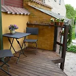 House Bed & Breakfast